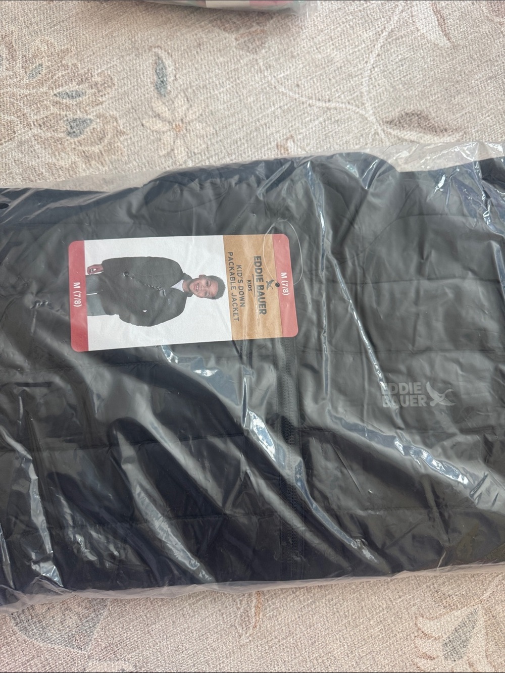 New Eddie Bauer boy’s Black Packable down jacket Puffer Coat M
